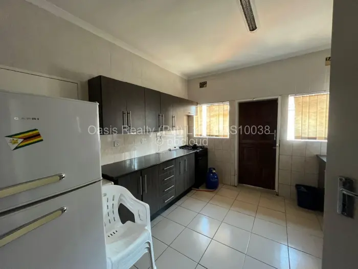 Commercial Property to Rent in Highlands