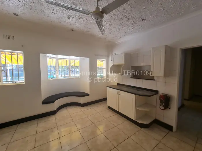 4 Bedroom House to Rent in Mount Pleasant