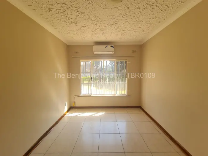 4 Bedroom House to Rent in Mount Pleasant