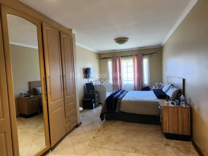 3 Bedroom Cottage/Garden Flat to Rent in Prospect