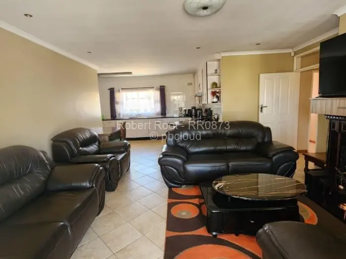 3 Bedroom Cottage/Garden Flat to Rent in Prospect