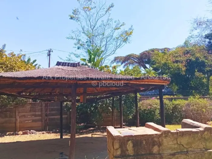 4 Bedroom House to Rent in Kamfinsa