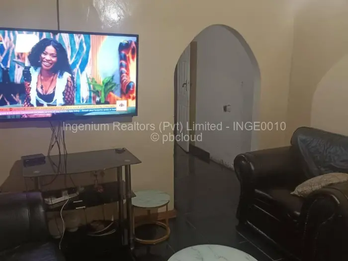 5 Bedroom House to Rent in Kambuzuma
