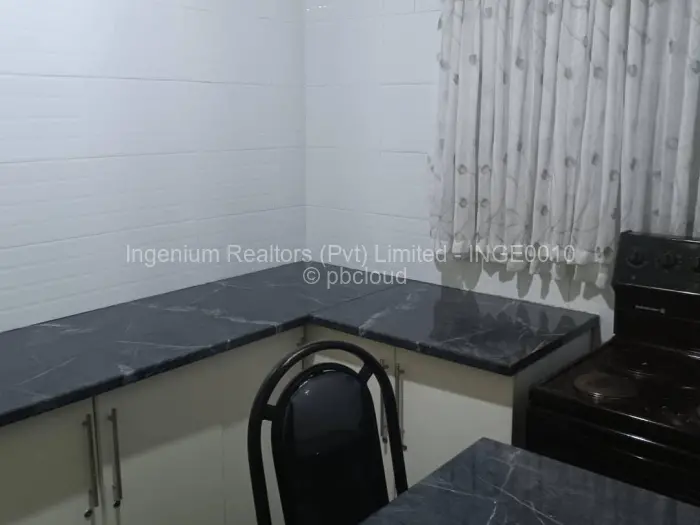 5 Bedroom House to Rent in Kambuzuma