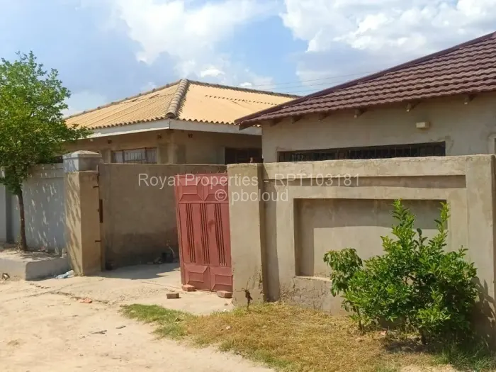 4 Bedroom House for Sale in Southlea Park, Harare