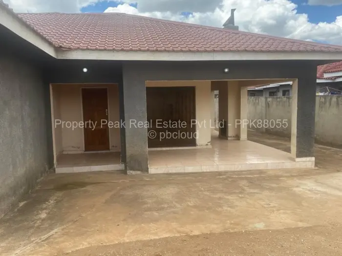 5 Bedroom House for Sale in Maranatha, Harare