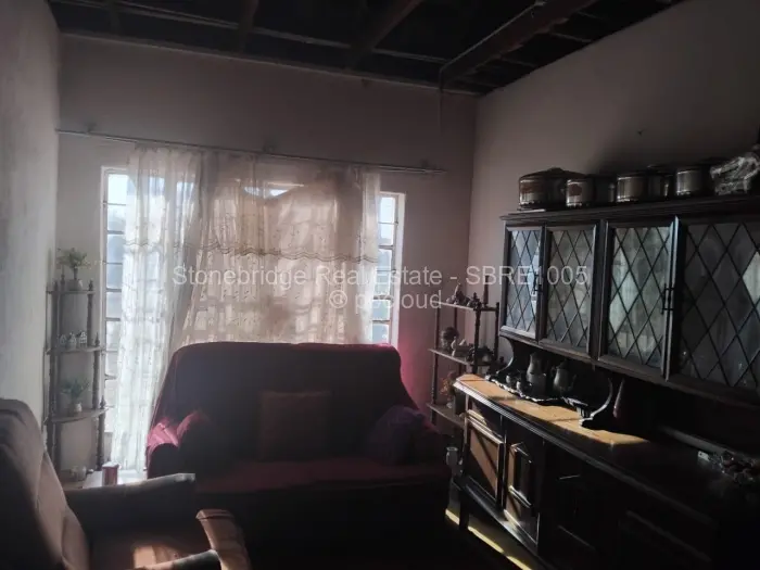4 Bedroom House for Sale in Sunning Hill, Bulawayo