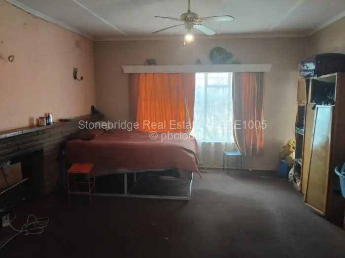 4 Bedroom House for Sale in Sunning Hill, Bulawayo