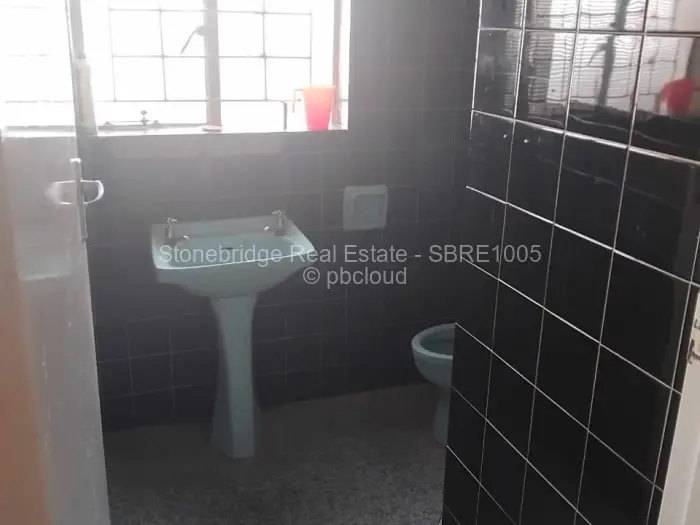 4 Bedroom House for Sale in Sunning Hill, Bulawayo