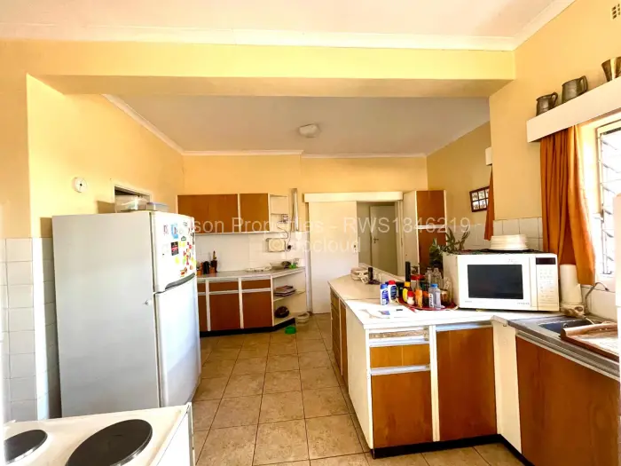 6 Bedroom House for Sale in Rolf Valley, Harare