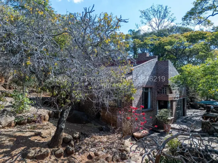 6 Bedroom House for Sale in Rolf Valley, Harare