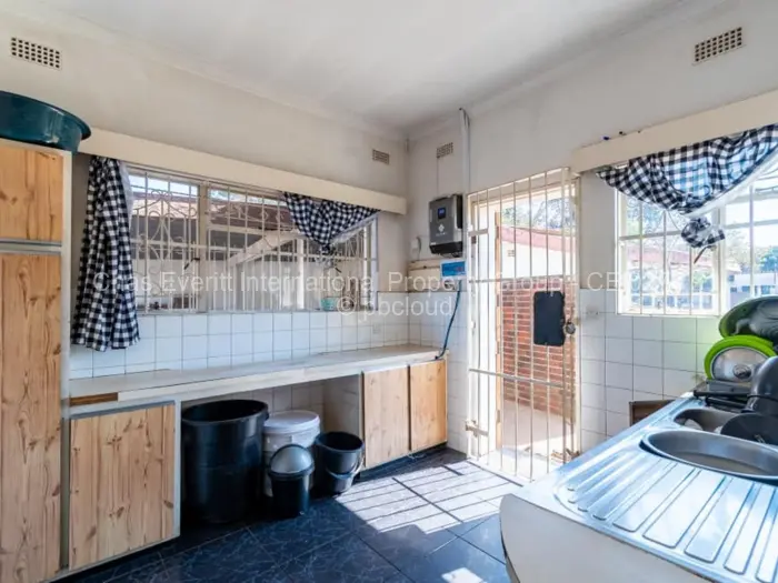 4 Bedroom House for Sale in Greencroft, Harare