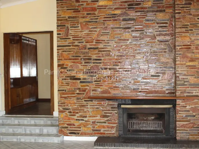 5 Bedroom House to Rent in Greendale