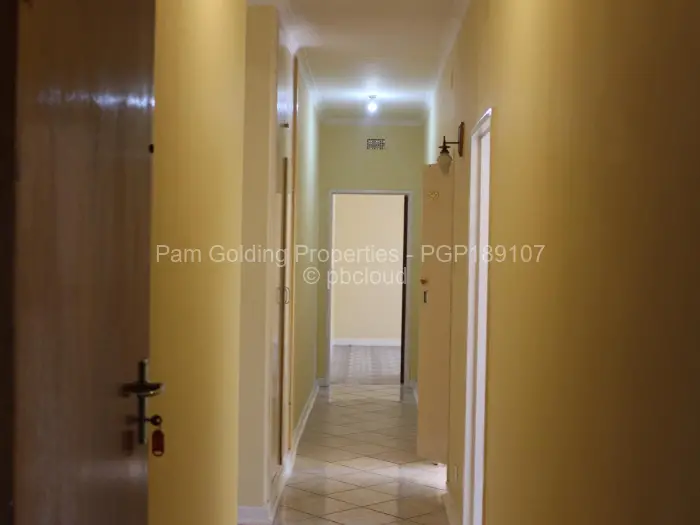 5 Bedroom House to Rent in Greendale