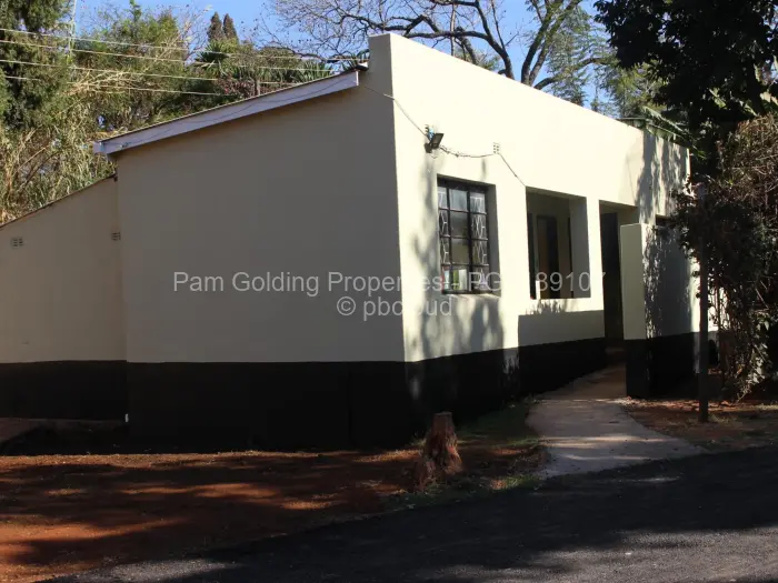 5 Bedroom House to Rent in Greendale