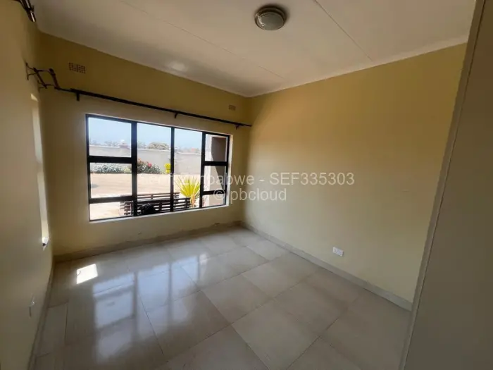 Townhouse/Complex/Cluster to Rent in Hogerty Hill