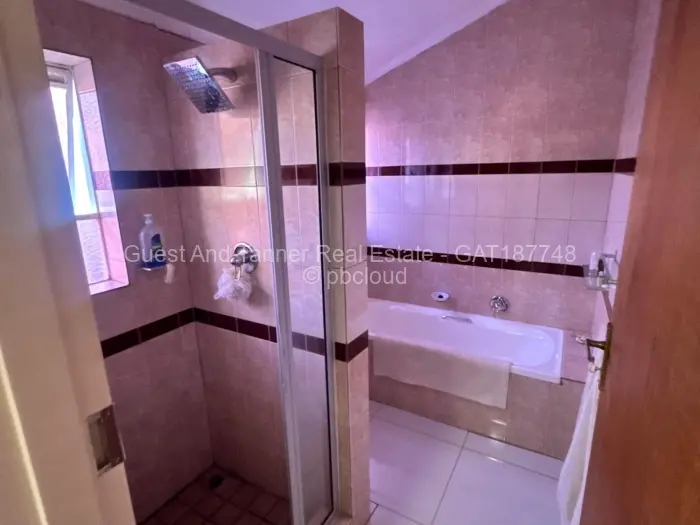 5 Bedroom House for Sale in Gunhill, Harare