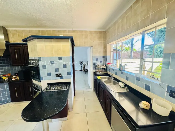 5 Bedroom House for Sale in Gunhill, Harare