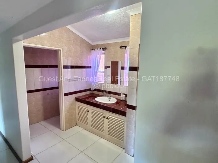 5 Bedroom House for Sale in Gunhill, Harare
