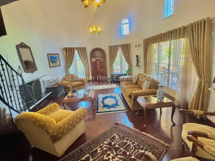 5 Bedroom House for Sale in Gunhill, Harare