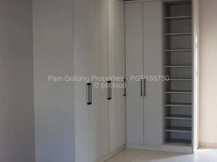 Townhouse/Complex/Cluster to Rent in Mandara