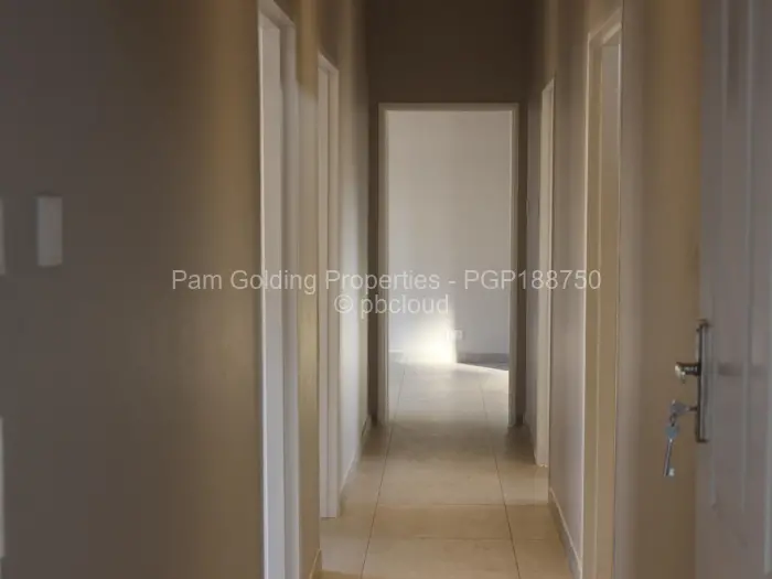 Townhouse/Complex/Cluster to Rent in Mandara