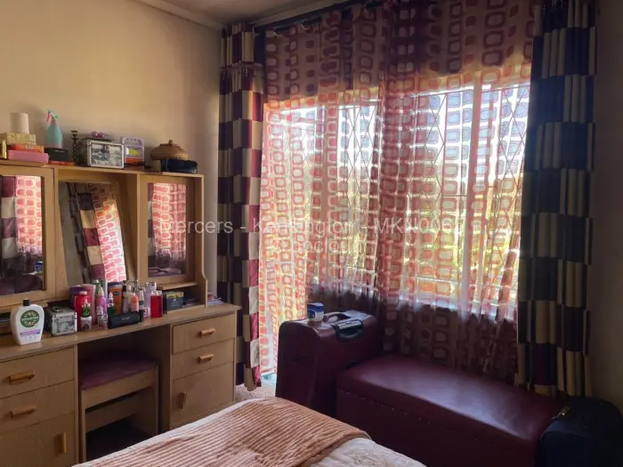 2 Bedroom Cottage/Garden Flat for Sale in Eastlea, Harare