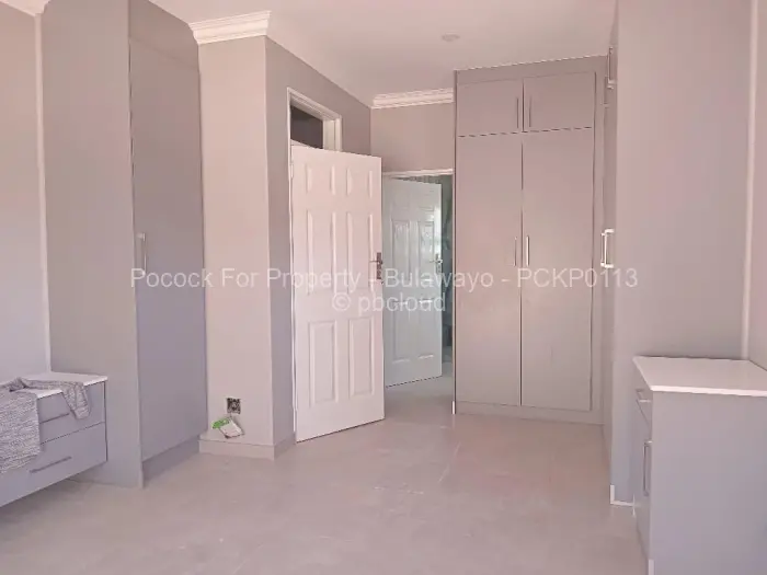 Townhouse/Cluster for Sale in Four Winds, Bulawayo