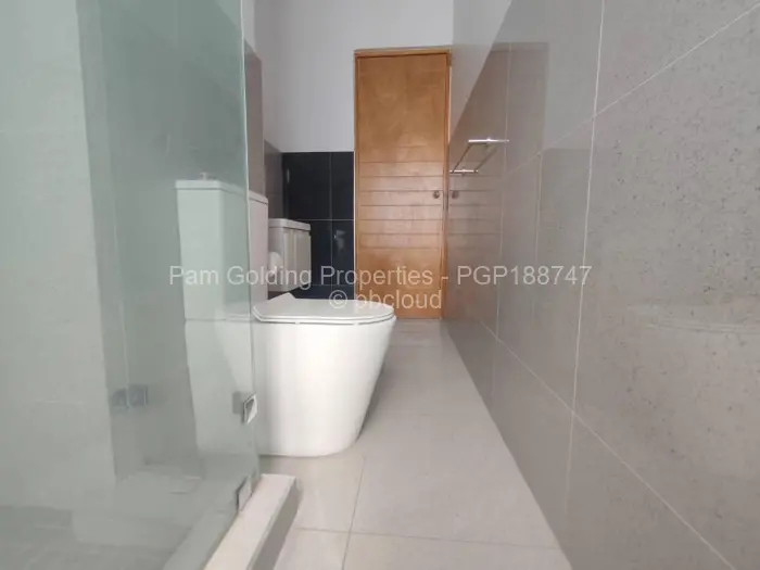 Townhouse/Complex/Cluster to Rent in Marlborough