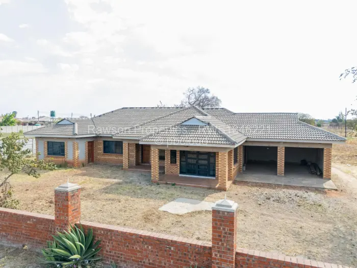 4 Bedroom House for Sale in Norton, Norton