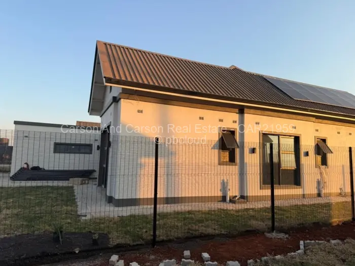 Townhouse/Complex/Cluster to Rent in Fairview