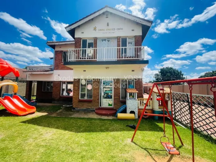 5 Bedroom House for Sale in Zimre Park, Harare