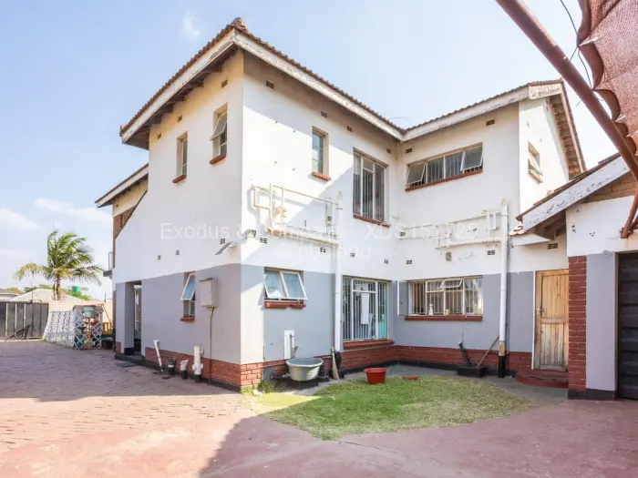5 Bedroom House for Sale in Zimre Park, Harare