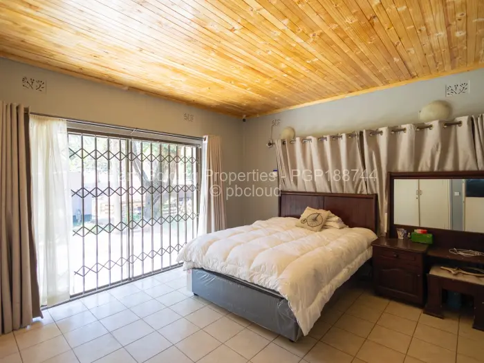 3 Bedroom House for Sale in Chisipite, Harare