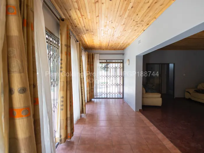 3 Bedroom House for Sale in Chisipite, Harare