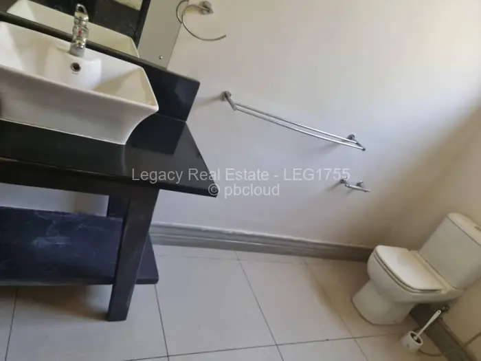 4 Bedroom House to Rent in Borrowdale Brooke