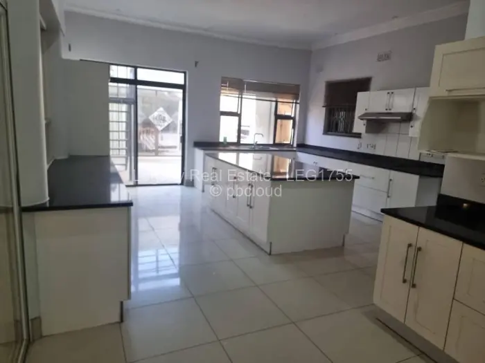 4 Bedroom House to Rent in Borrowdale Brooke