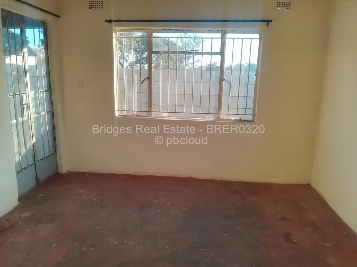 3 Bedroom House to Rent in Warren Park, Harare
