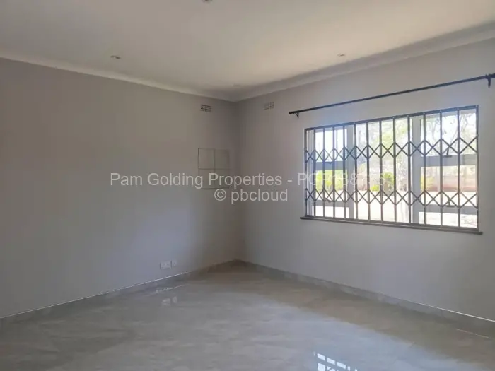 4 Bedroom House to Rent in Mount Pleasant