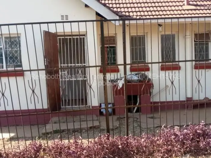 4 Bedroom House to Rent in Hillside, Harare