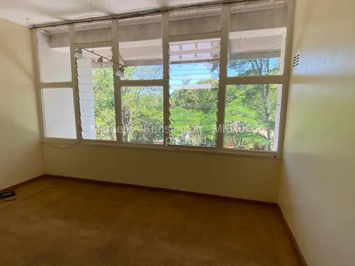 Flat/Apartment to Rent in Avondale West