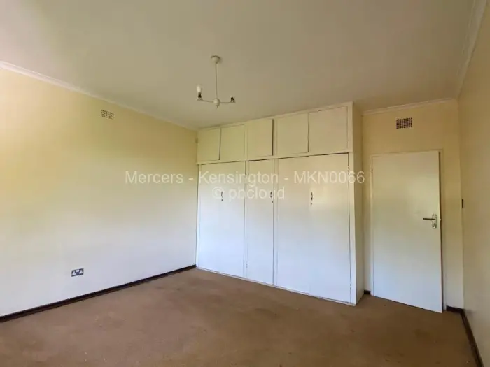 Flat/Apartment to Rent in Avondale West