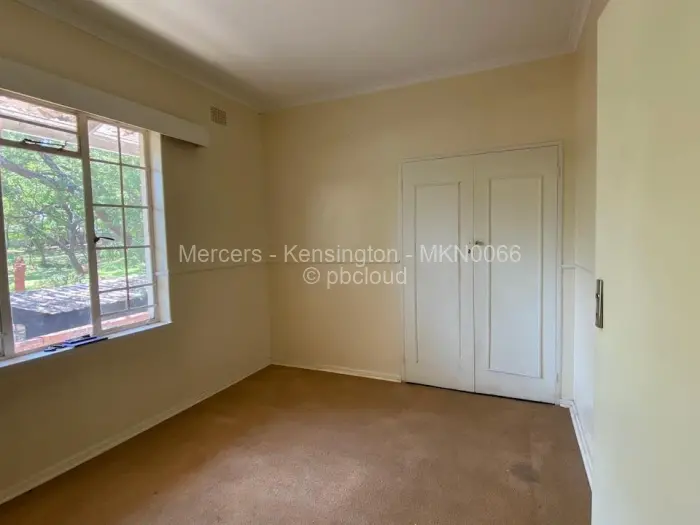 Flat/Apartment to Rent in Avondale West