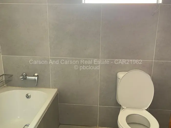 Townhouse/Complex/Cluster to Rent in Highlands