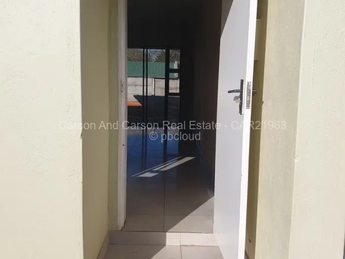 Townhouse/Complex/Cluster to Rent in Greendale, Harare