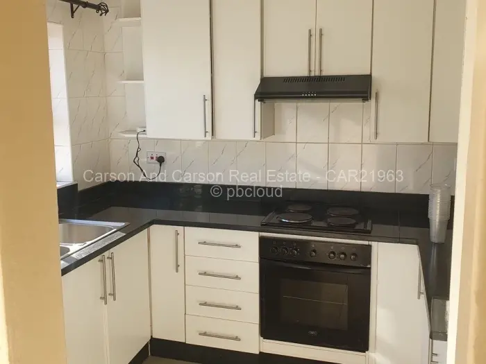 Townhouse/Complex/Cluster to Rent in Greendale, Harare