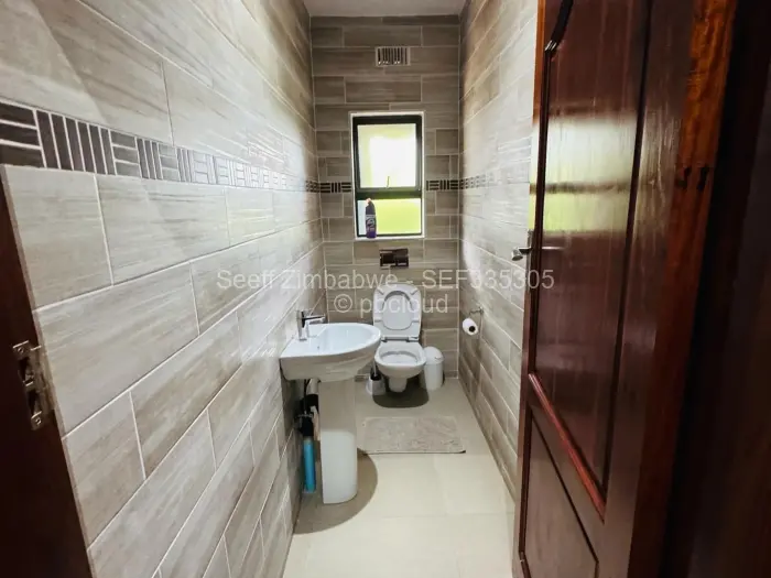 Townhouse/Cluster for Sale in Borrowdale, Harare