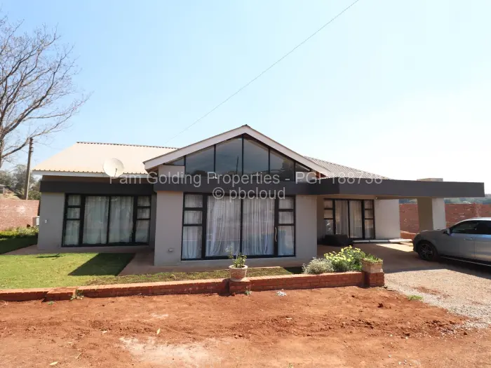 Townhouse/Cluster for Sale in Mandara, Harare