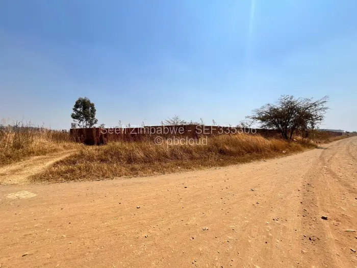 Farm/Plot to Rent in Sandton Park, Harare