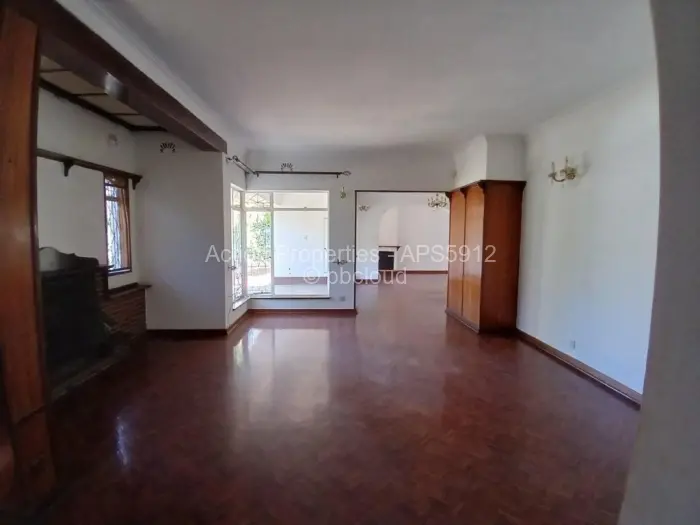 4 Bedroom House to Rent in Alexandra Park
